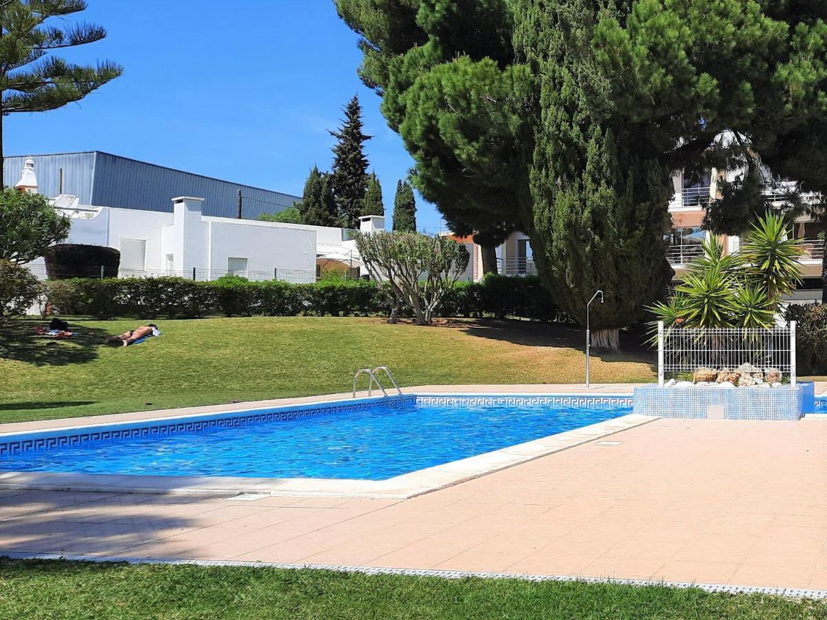 Appartamento Armacao De Pera Brightness 2 With Pool By Homing Esterno foto